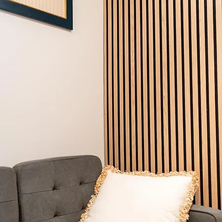 Bonciari Comodo E Moderno Bilocale Con Posto Auto Gratuito E Self Check In *