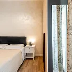 Bonciari Comodo E Moderno Bilocale Con Posto Auto Gratuito E Self Check In דירה פרוג'ה
