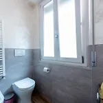 Bonciari Comodo E Moderno Bilocale Con Posto Auto Gratuito E Self Check In פרוג'ה