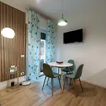 Bonciari Comodo E Moderno Bilocale Con Posto Auto Gratuito E Self Check In דירה פרוג'ה