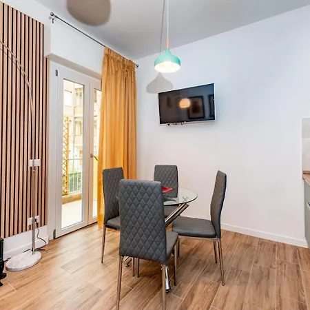 Apartman Bonciari Comodo E Moderno Bilocale Con Posto Auto Gratuito E Self Check In