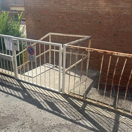 Bonciari Comodo E Moderno Bilocale Con Posto Auto Gratuito E Self Check In Apartman Perugia