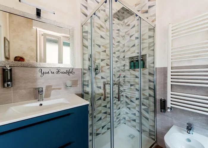 Bonciari Comodo E Moderno Bilocale Con Posto Auto Gratuito E Self Check In アパート ペルージャ