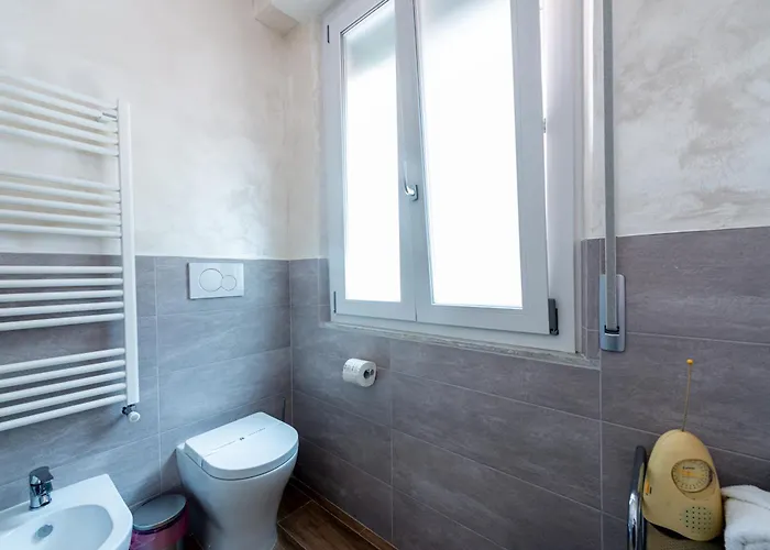 Bonciari Comodo E Moderno Bilocale Con Posto Auto Gratuito E Self Check In ペルージャ